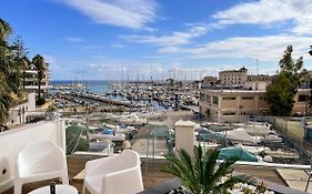 Regina Margherita - Bed&Breakfast&Rooftop Lounge Bar